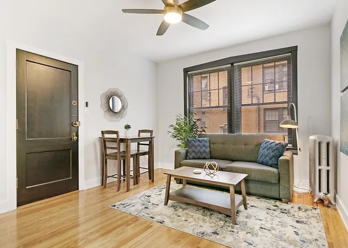Newly Renovated 1br In Ideal Location - Belmont E1